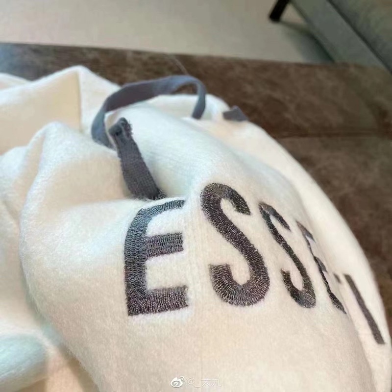 Áo len hoodies Ess Qccc