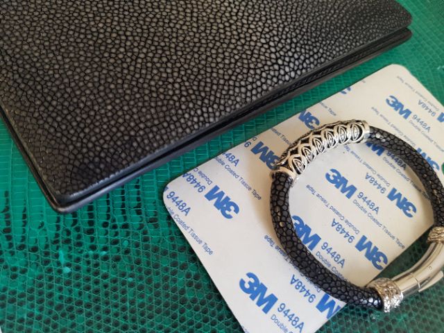 Ví dài da cá đuối