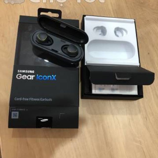 Tai nghe bluetooth Samsung Gear IconX 2018 chính hãng - Phụ Kiện Chi Hà