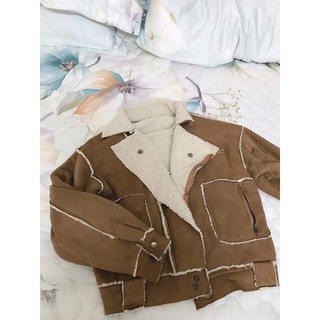 Áo da lộn màu vàng tây style Hàn Quốc. Mix đồ cực chuẩn