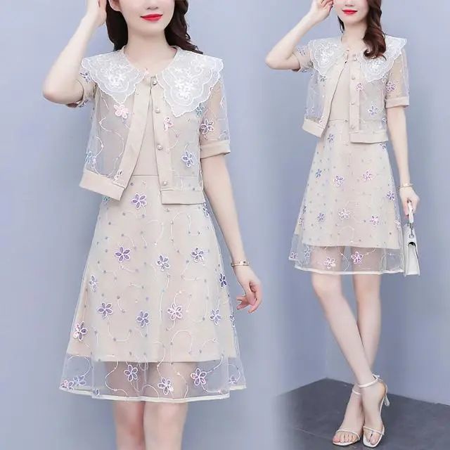 Large size women's wear 2022 new summer fat mm belly cover lace short-sleeved mesh stitching two-piece dress