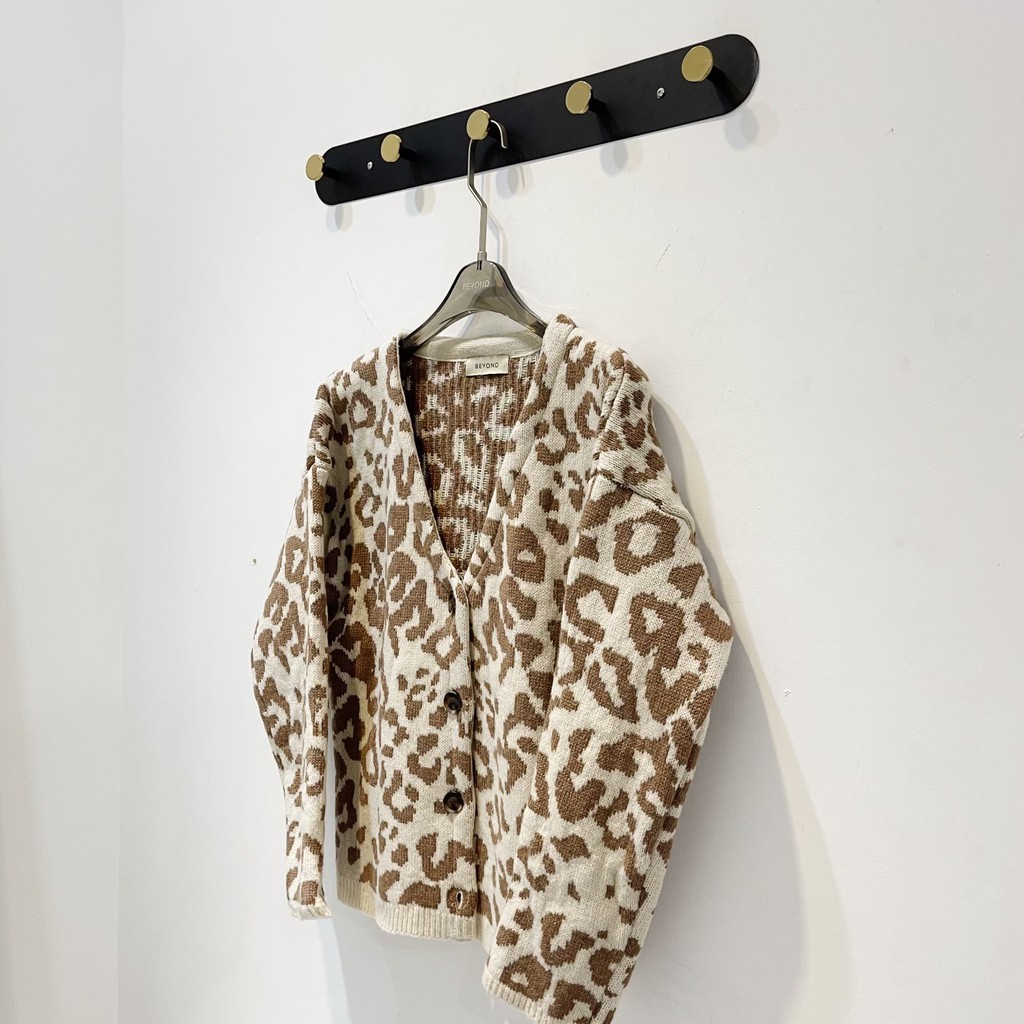 Áo khoác hoạ tiết da beo Leopard Cardigan