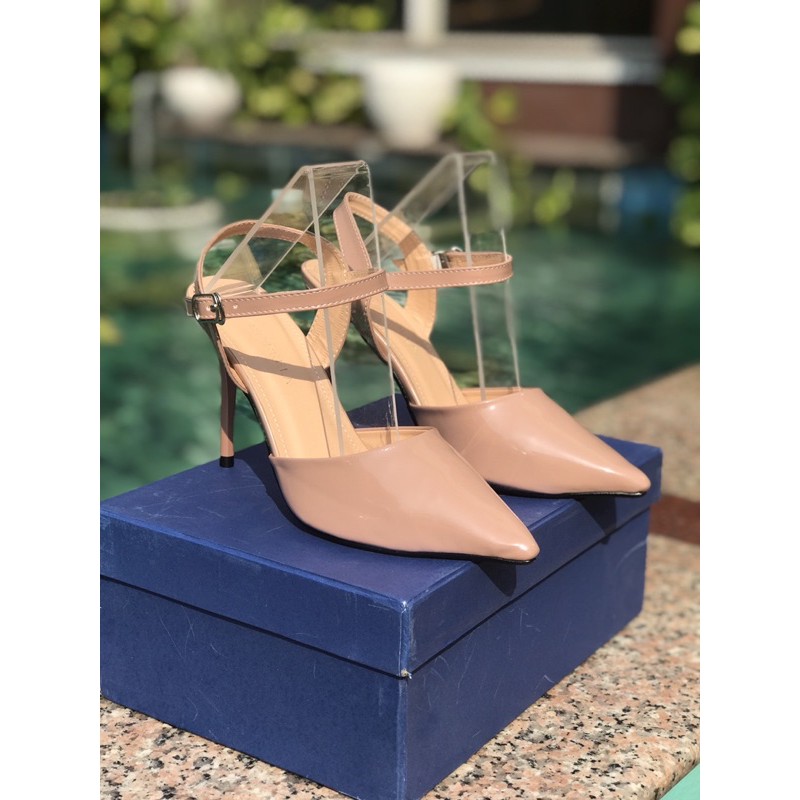 Sandal (sục) cao gót bít mũi gót nhọn cao 9p hai màu nude/đen [m1]