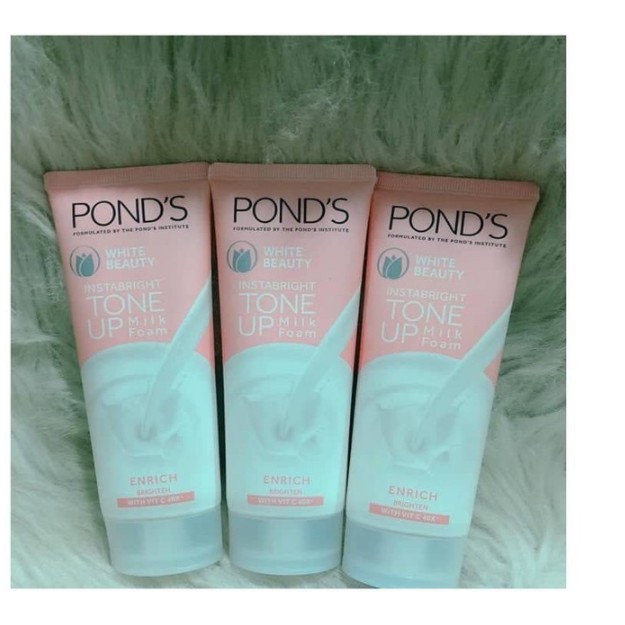 Kem sữa rửa mặt dưỡng trắng nâng tông Pond's White Beauty 40g | BigBuy360 - bigbuy360.vn