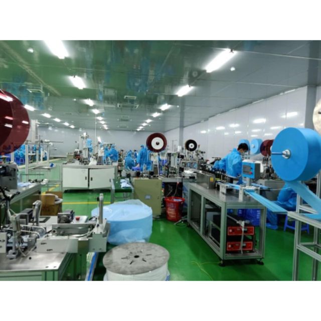 Khẩu trang y tế 4 lớp kháng khuẩn xuất Nhật hộp 50 cái