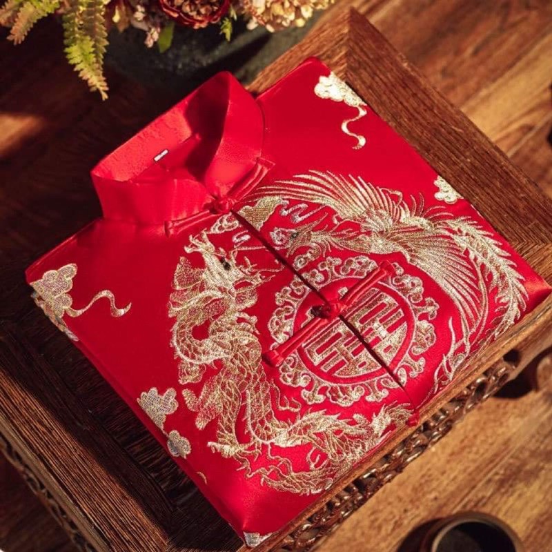 có sẵn hỷ phục nam xịn đẹp full thêu