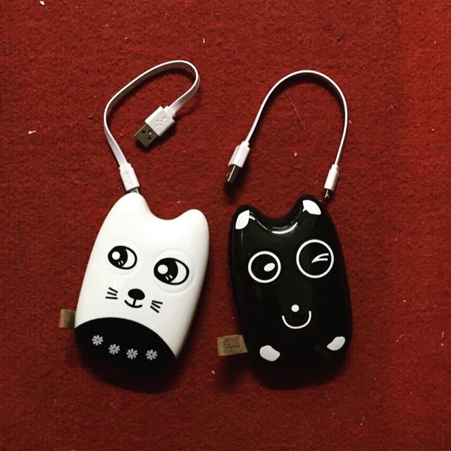 Sạc dự phòng Totoro giá 260k