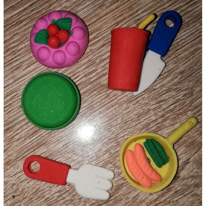 Sét 6 cái gom_tẩy hình bánh rất dể thương như hình