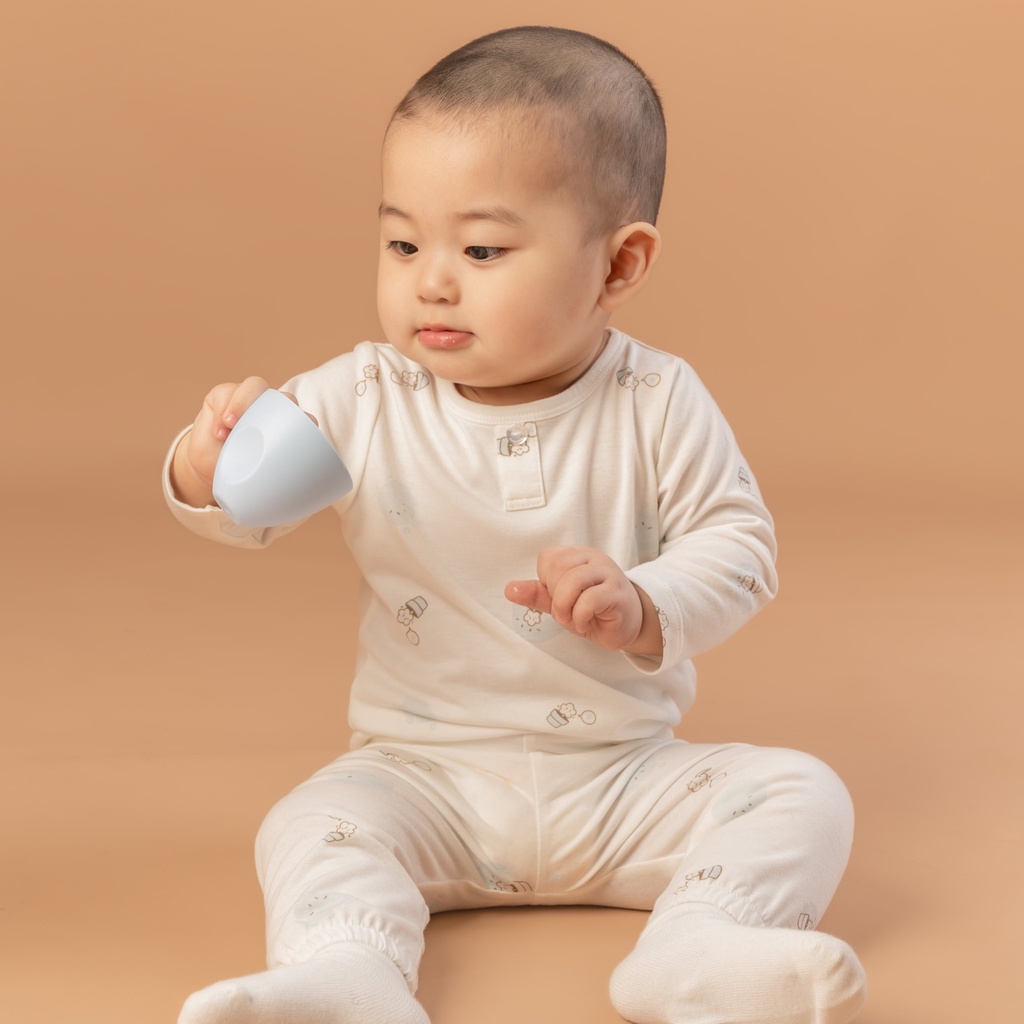 Punchun Bộ dài tay cổ trụ AW2022D05