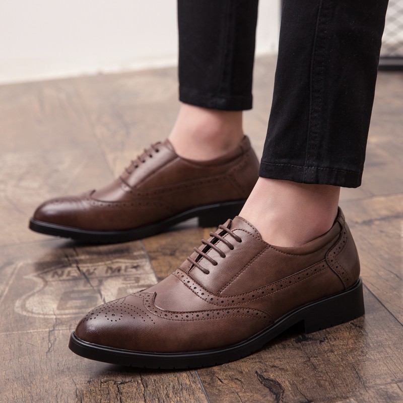Vintage fashion men's leather shoes