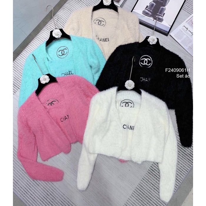 Set Len lông Áo khoác logo dài tay ngoài kèm áo croptop hai dây chữ TT2409