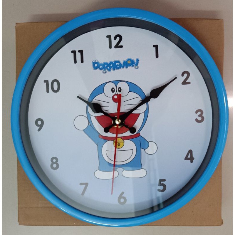 đồng hồ treo tường in hình kích thước 22cm kim giật hình doremon