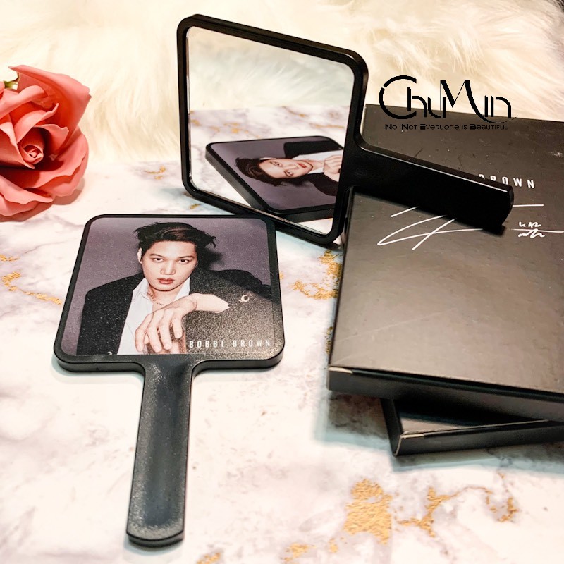 Gương Trang Điểm Mini Cầm Tay BobbiBrown KAI Mirror