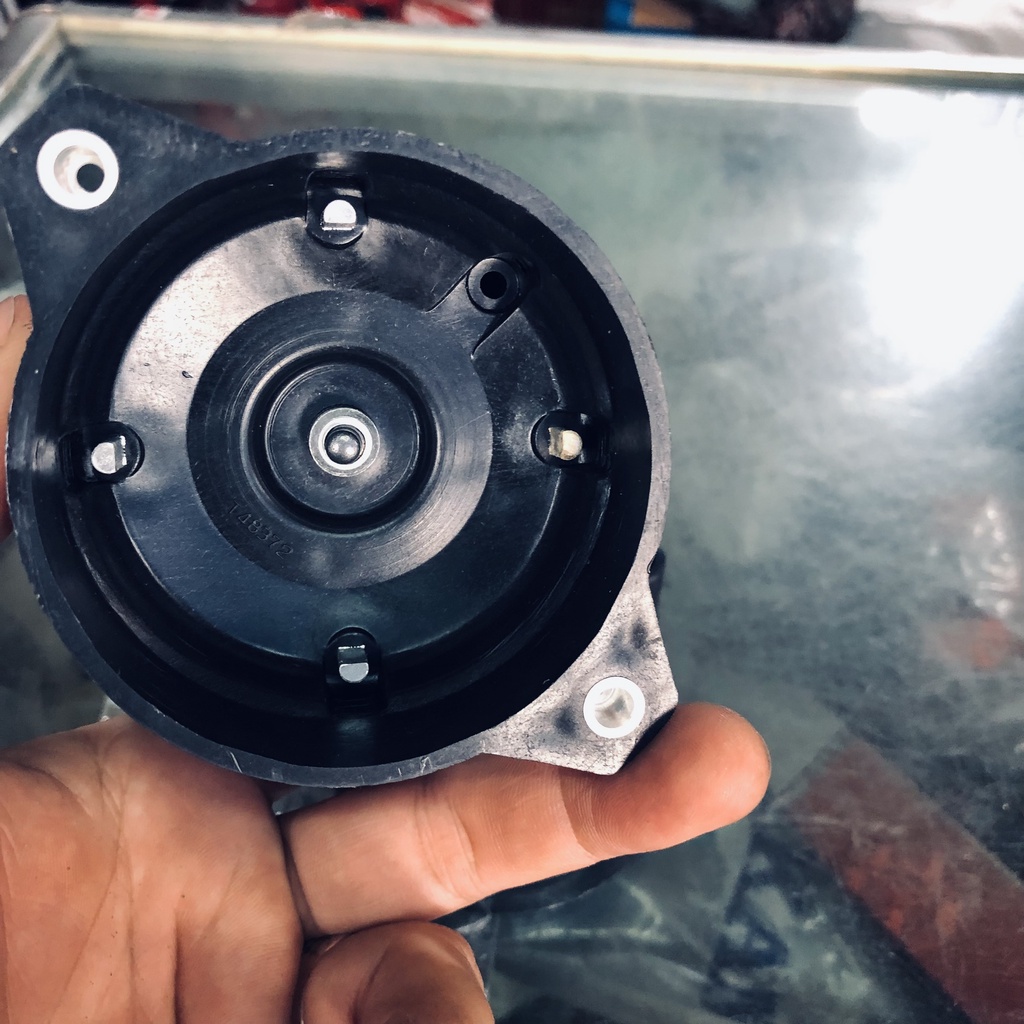 NẮP DELCO CHIA ĐIỆN MITSUBISHI JOLIE CHẾ HÒA KHÍ