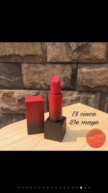 Son Thỏi HUDA BEAUTY POWER BULLET MATTE LIPSTICK