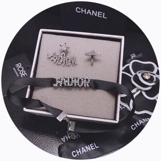 Set bông tai & chocker thương hiệu