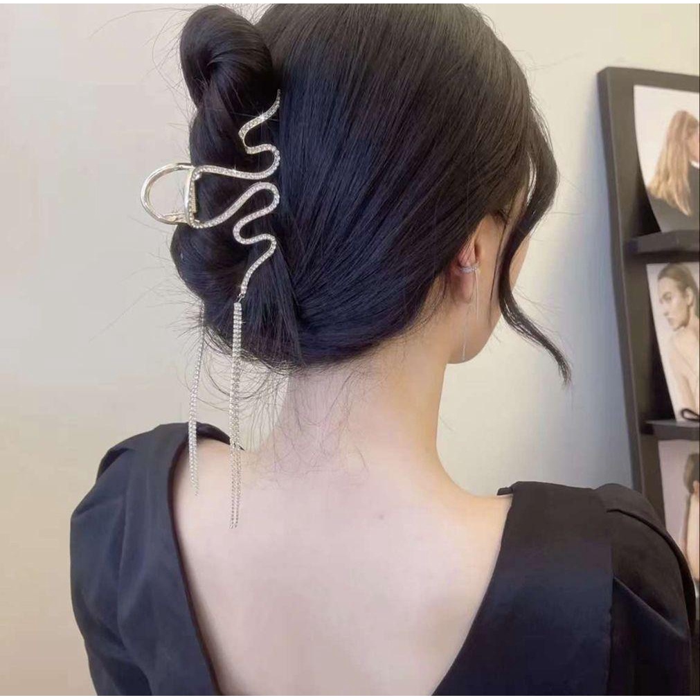 Kẹp Tóc Cá Mập Bằng Hợp Kim Phối Tua Rua Thời Trang Mùa Hè Cho Nữ