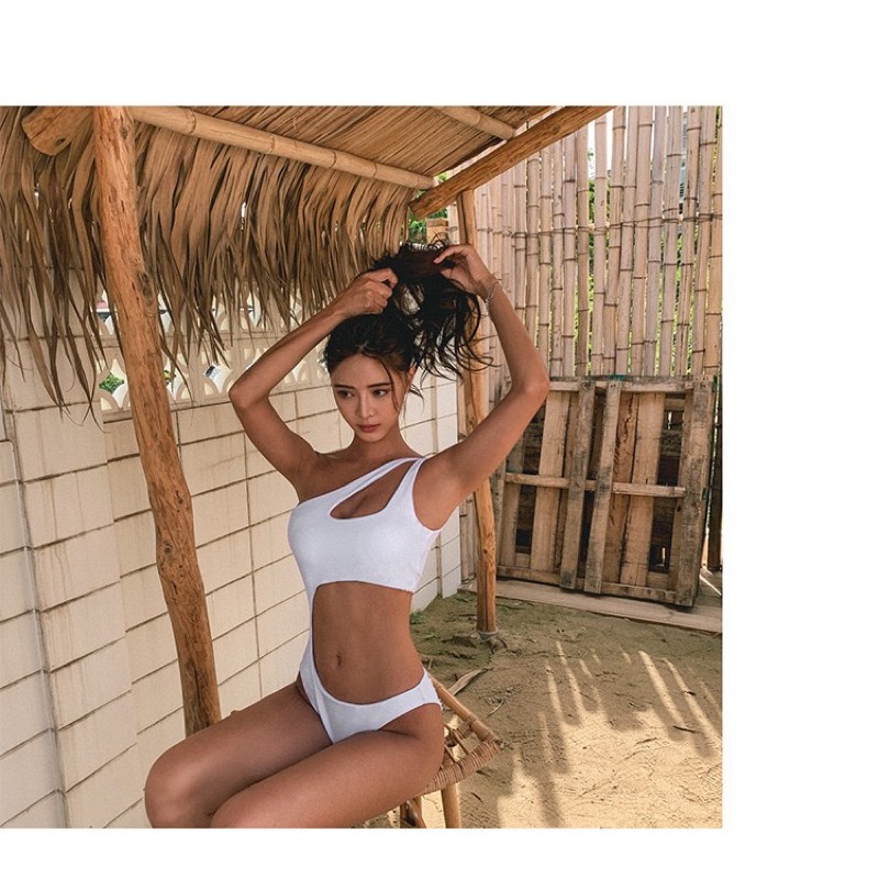 (M8) bikini uzzlang hàn quốc 1 mảnh khoét bụng hở ngực siêu sexy | BigBuy360 - bigbuy360.vn