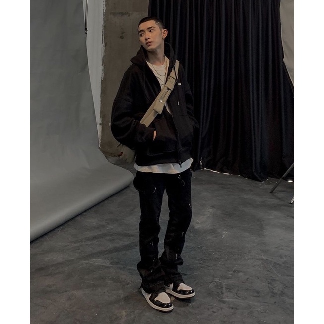 Quần ống loe vảy sơn gallerydept vibe Brokeboiz  màu đen