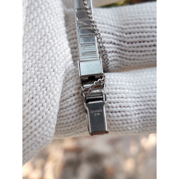 Đồng hồ nữ Seiko Quartz