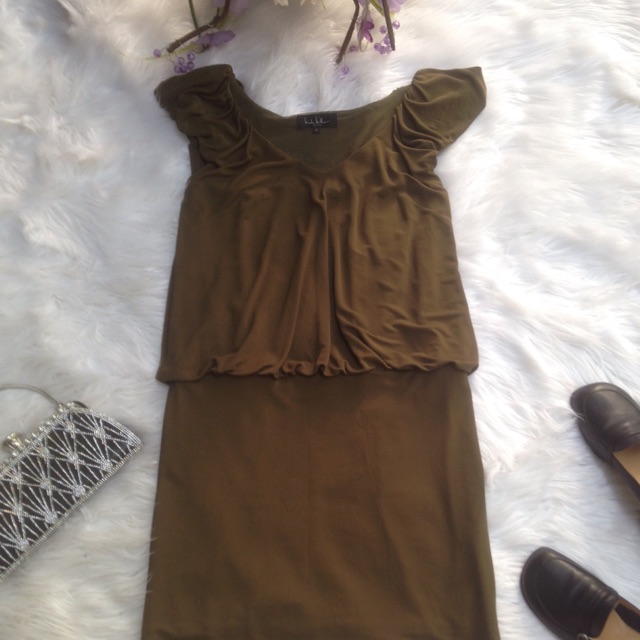 💢💢💢 ĐẦM THUN NHÚNG  TRADEMARK:NICOLE MILLER NEW YORK ( made in Japan )  SIZE : M /L.................