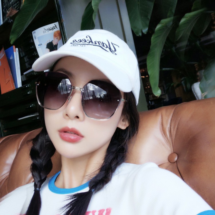 Kính mát LATIO Thời Trang Nữ Cao Cấp mẫu siêu HOT 2023 phiên bản Limited KM20