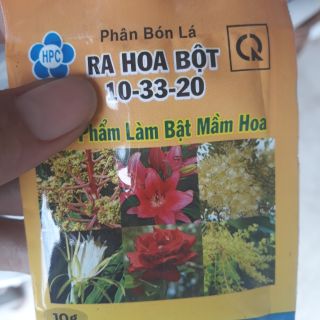 Phân bón lá kích thích ra hoa làm bật mầm hoa