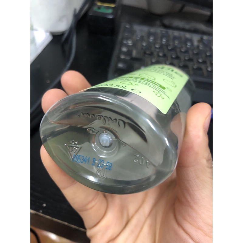 Sữa rửa mặt / toner Simple