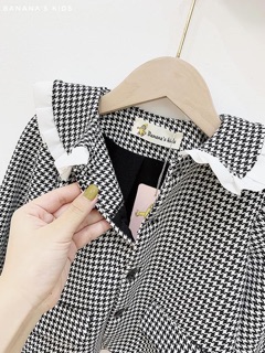 Áo khoác dạ bé gái phối bèo cổ