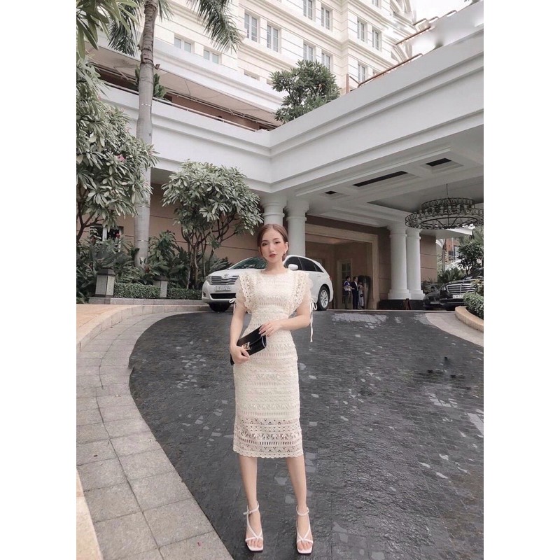 Váy ren tay lưới