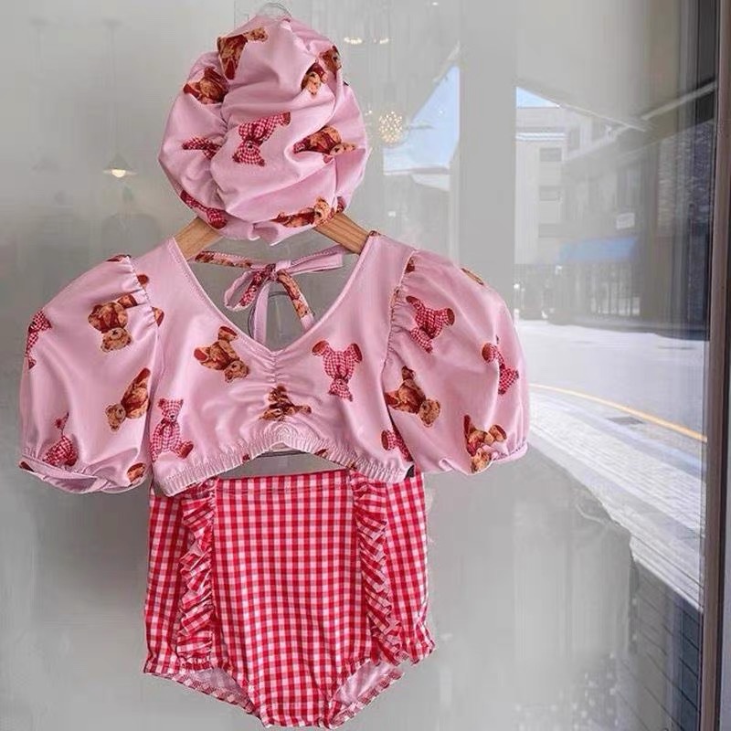 Bộ Đồ Bơi Ba Mảnh Áo Tay Ngắn + Quần Short + Nón Bơi Cho Bé Gái