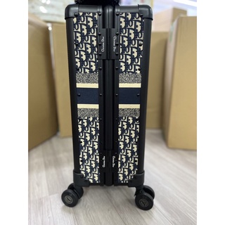 Vali Dio họa tiết 20 inch (55x35 cm)