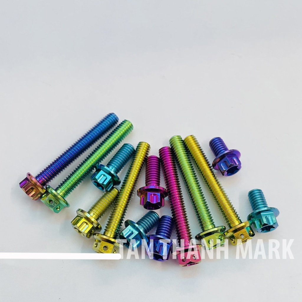 Ốc Titan Trụ 6li Đầu Probolt Màu Điên Phân 6li10,6li15...6li40,6li50 Gắn Lốc Máy Và Nhiều Vị Trí Có Cùng Kích Thước PTTT