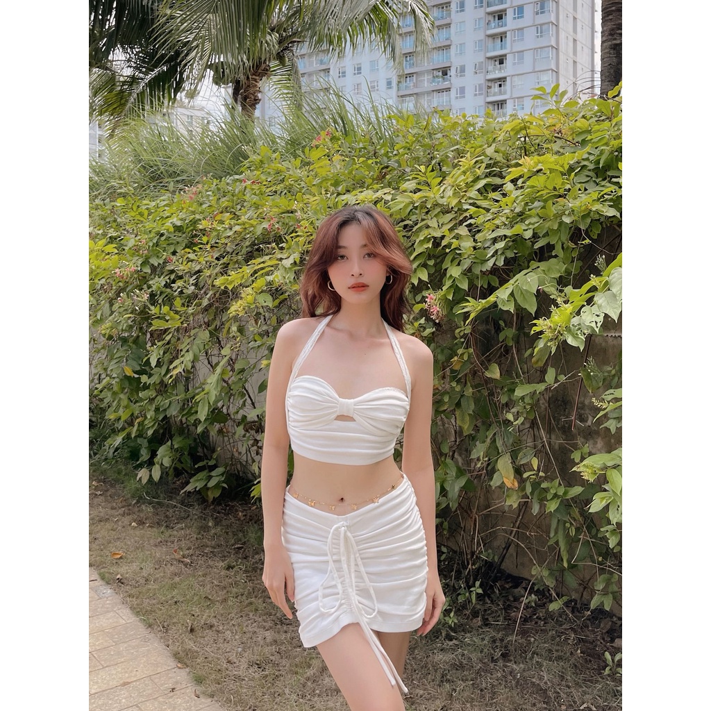 Áo ống nơ nhún ngực viền ren - Bow Tube Top