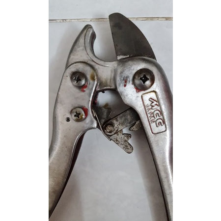 Kìm cắt ống nhật bãi