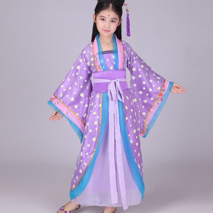 Cổ trang dành cho bé gái, có size người lớn. Hàng về sau 10 ngày. S24