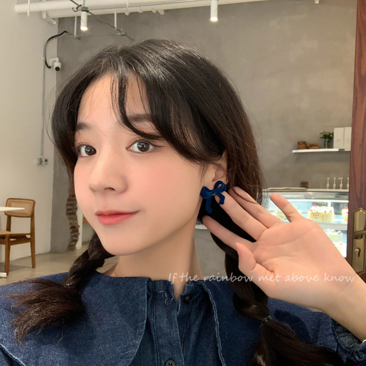 Bông Tai Hình Nơ Đính Đá Xinh Xắn Cho Nữ