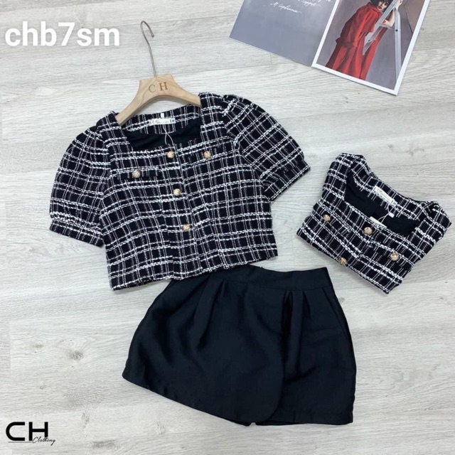 Áo khoác dạ ngắn kẻ đen cổ  | BigBuy360 - bigbuy360.vn