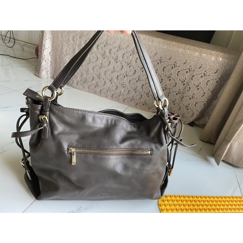 Túi công sở da sáp hiệu Cobo