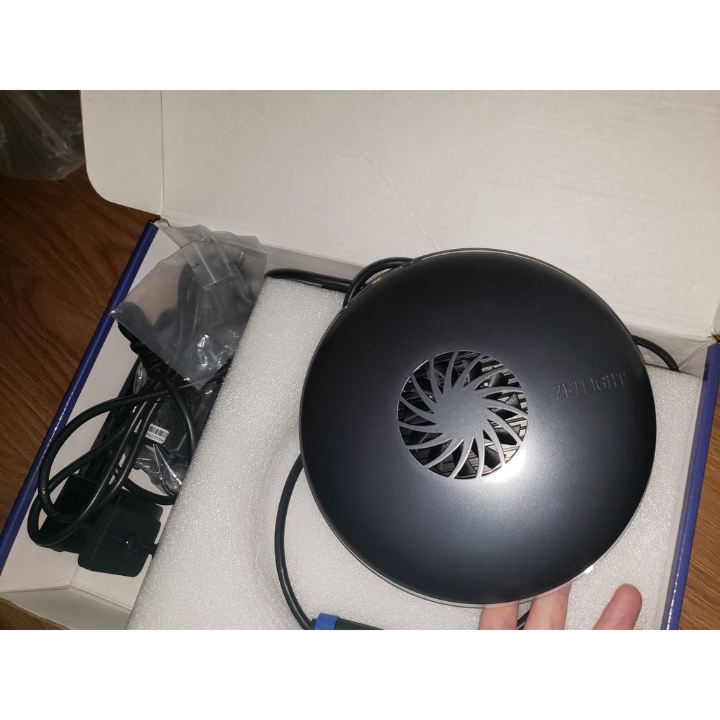 ZETLIGHT UFO ZE 8600 - Đèn LED cho hồ cá biển