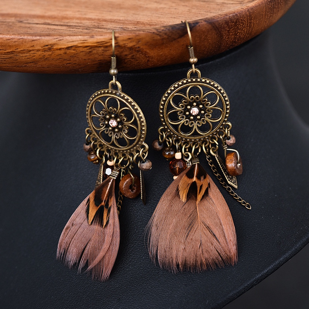 Khuyên Tai Móc Đính Lông Vũ Độc Đáo