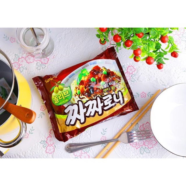 Mỳ trộn tương đen Nongshim Hàn 20k/gói