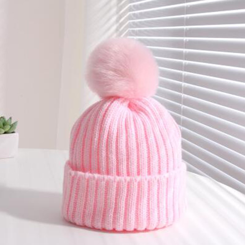 Mũ beanie Trùm Đầu Màu Trơn Đính Quả Cầu Lông Xinh Xắn Cho Bé