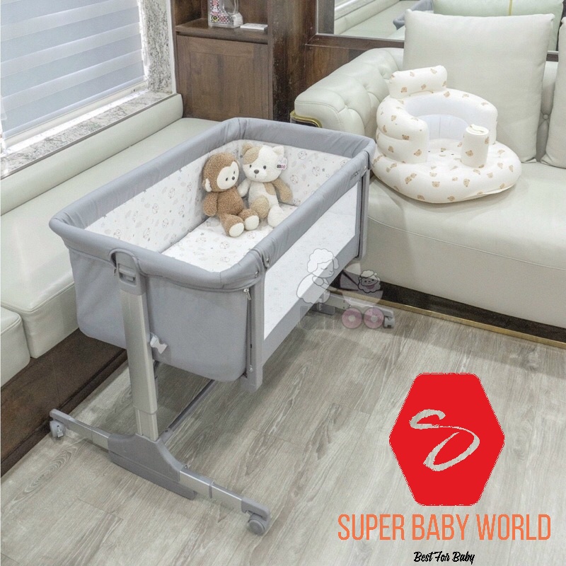 Cũi Vải Cho Bé Chân Cao Umoo UM-08109 Có Thể Hạ Thành Ghép Với Giường