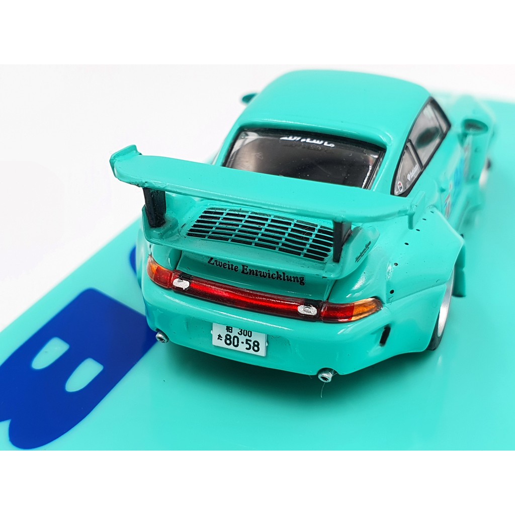 Xe Mô Hình Porsche 993 RWB Lomianki Tỉ lệ 1:64 Hãng sản xuất Tarmac Works ( Xanh Lá )