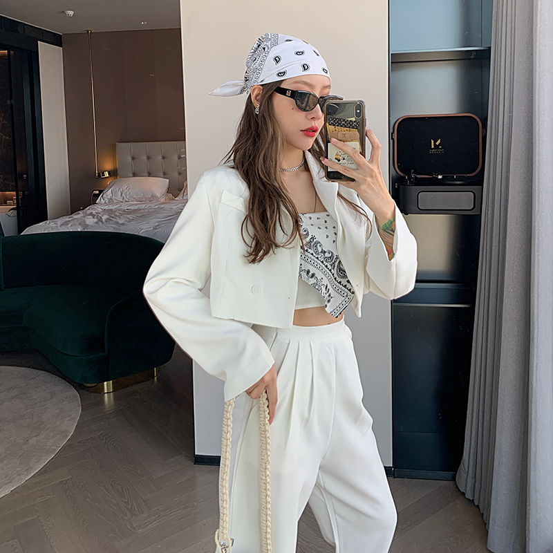 Áo Croptop Sát Nách Hoạ Tiết In Phong Cách Retro Quyến Rũ | BigBuy360 - bigbuy360.vn