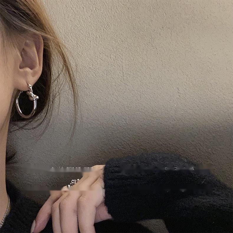 Khuyên Tai Tròn Thắt Nút Thời Trang Xu Hướng Đường Phố Mới