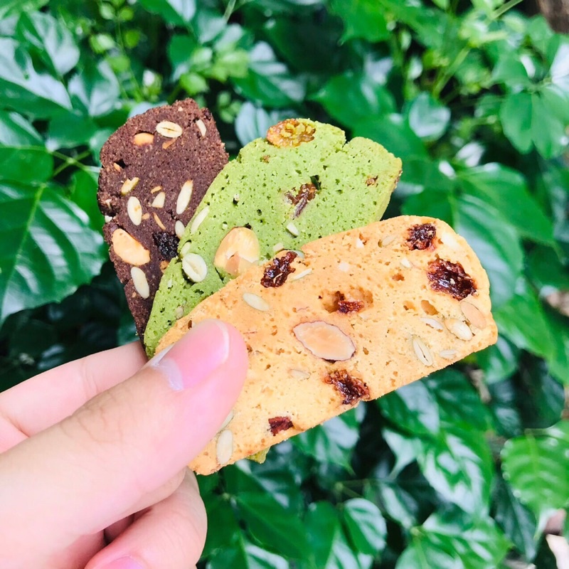 Biscotti ăn kiêng [Loại Cao Cấp] Need Food - Bánh nguyên cám 3 vị | BigBuy360 - bigbuy360.vn