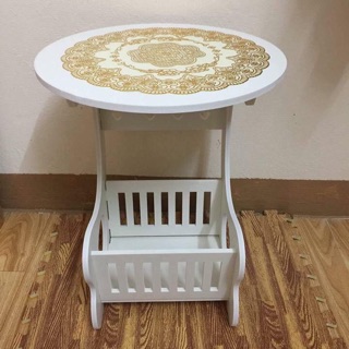 Kệ bàn tròn để đầu giường