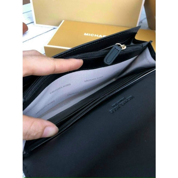 Ví M.K nữ xuất chuẩn